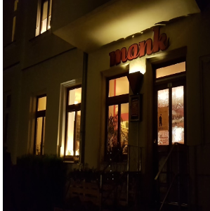 monkaußenklein monkaußenklein